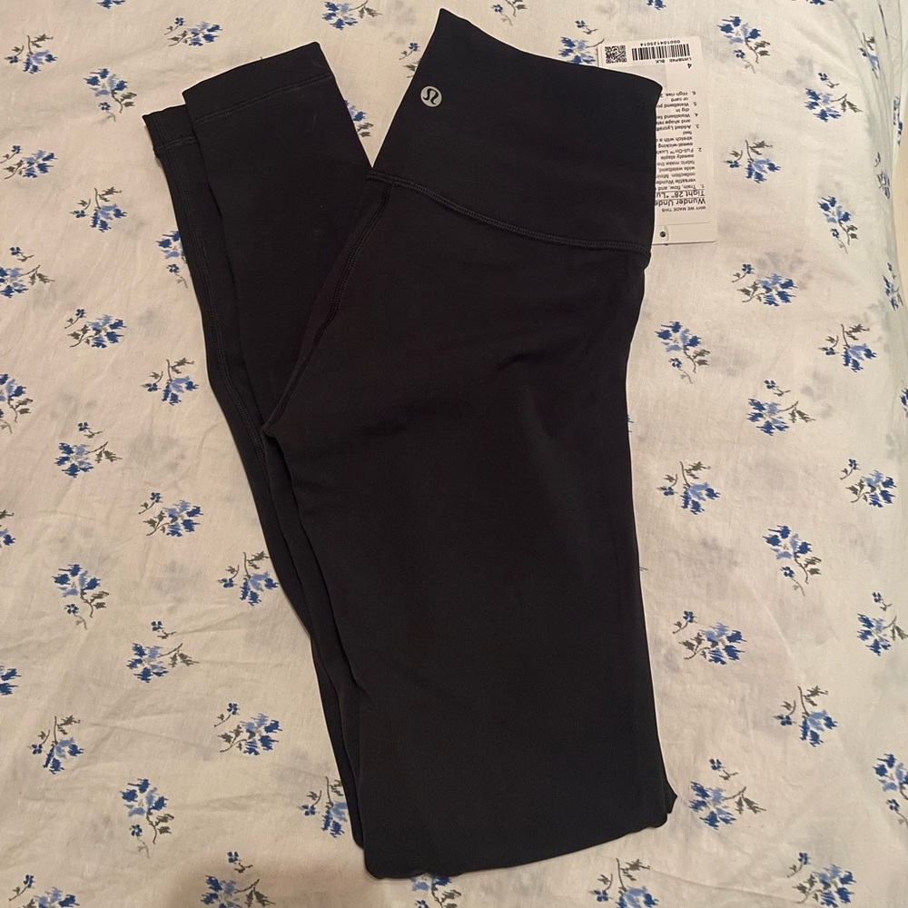 COPY - Lululemon Wunder Under 28” legging